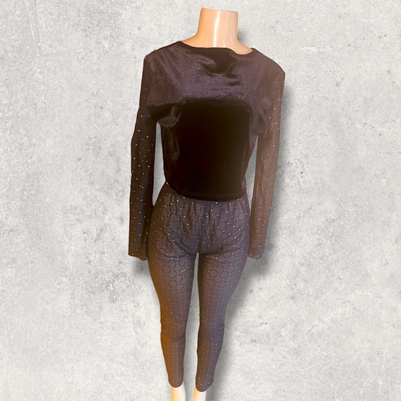 Black sheer two piece - Picture 5 of 6